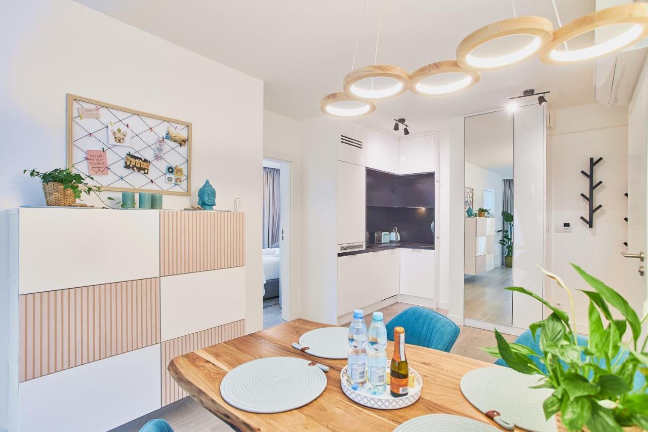Wave Family Apartment - Sea View Miedzyzdroje Exteriör bild